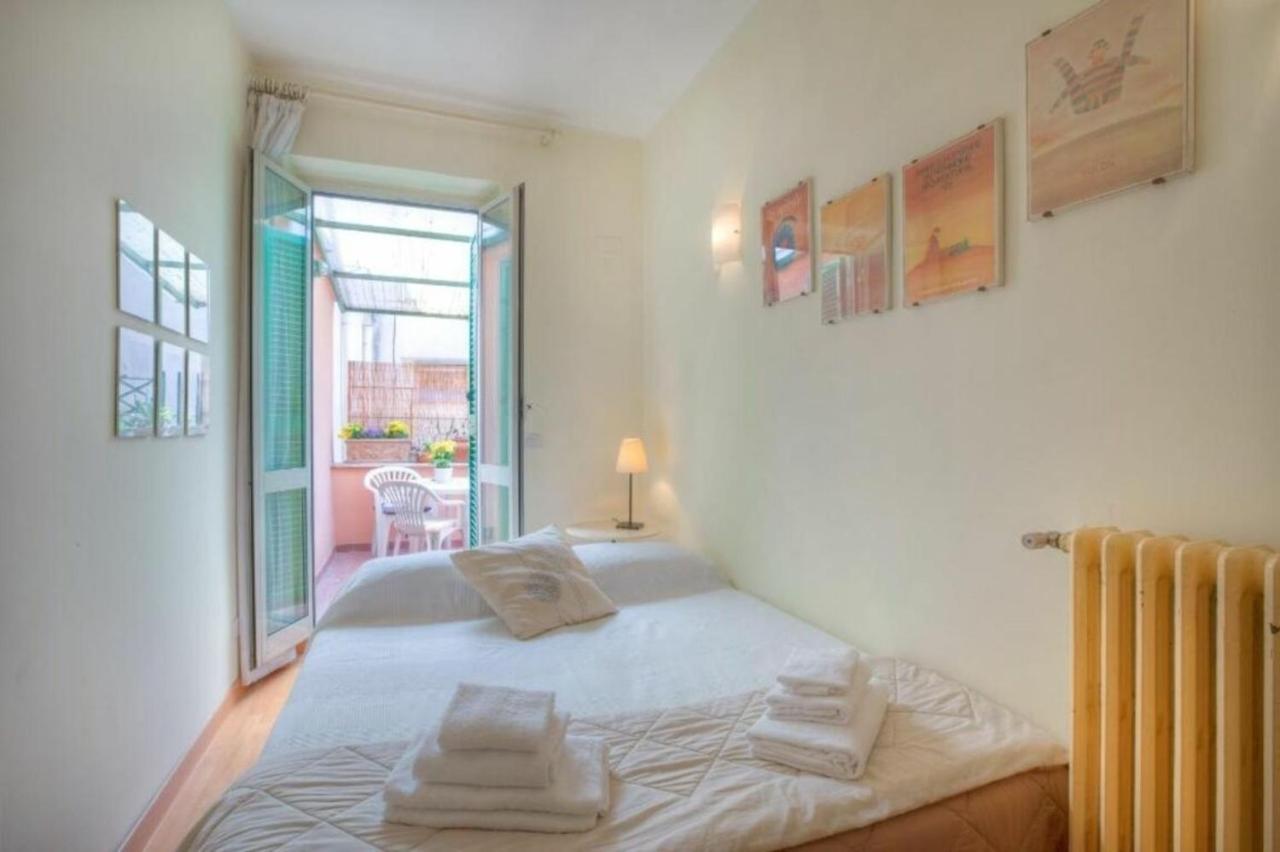 Penna Relais Al Corso Roma Exterior foto