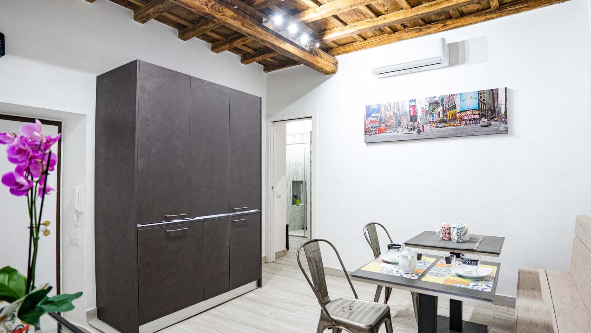 Penna Relais Al Corso Roma Exterior foto
