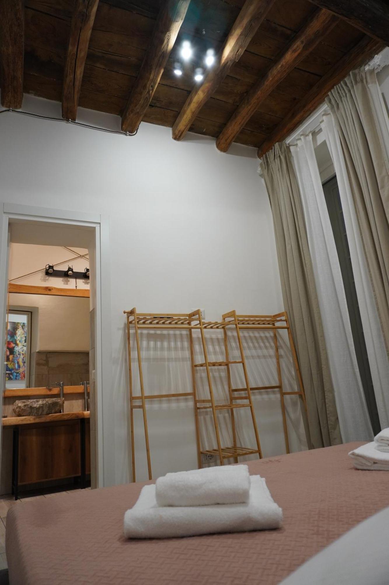 Penna Relais Al Corso Roma Exterior foto